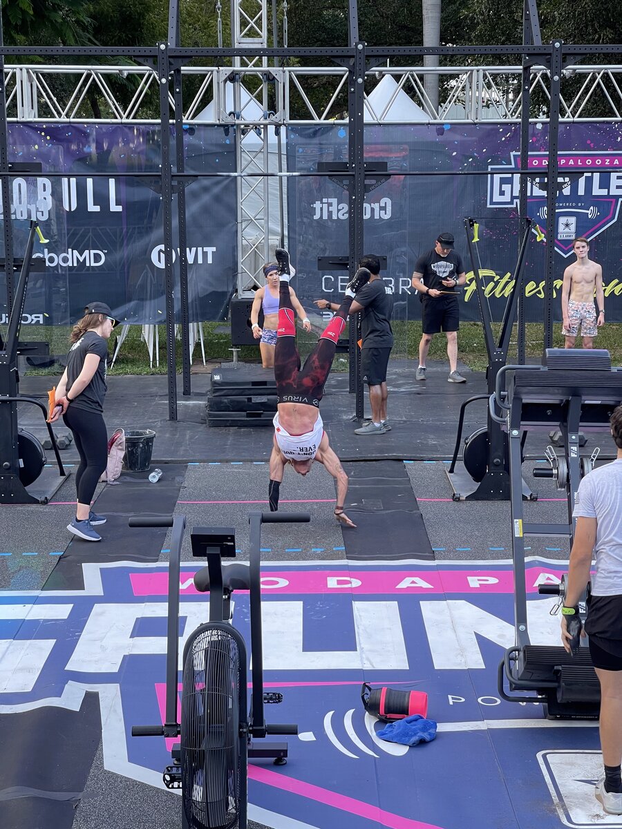Shauna Lubrani handstand walk Gauntlet